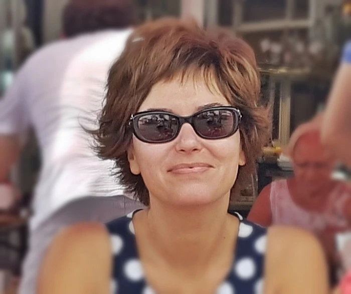 İnci G&Uuml;&Ccedil;L&Uuml;ER 