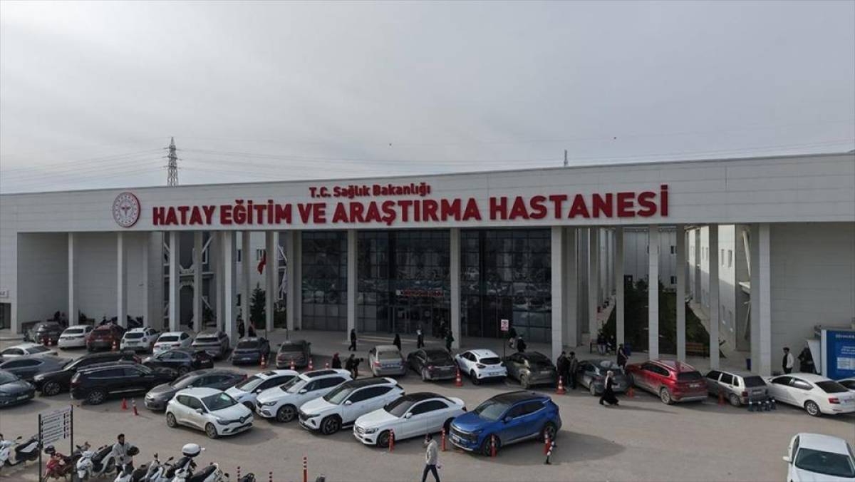 Hatay'da depremden sonra inşa edilen hastanede 2 yılda 73 bin ameliyat ger&ccedil;ekleştirildi