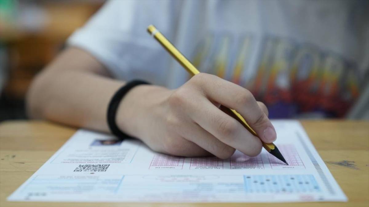 Milli Eğitim Bakanı Tekin'den LGS sınav tarihine ilişkin "değişiklik" a&ccedil;ıklaması