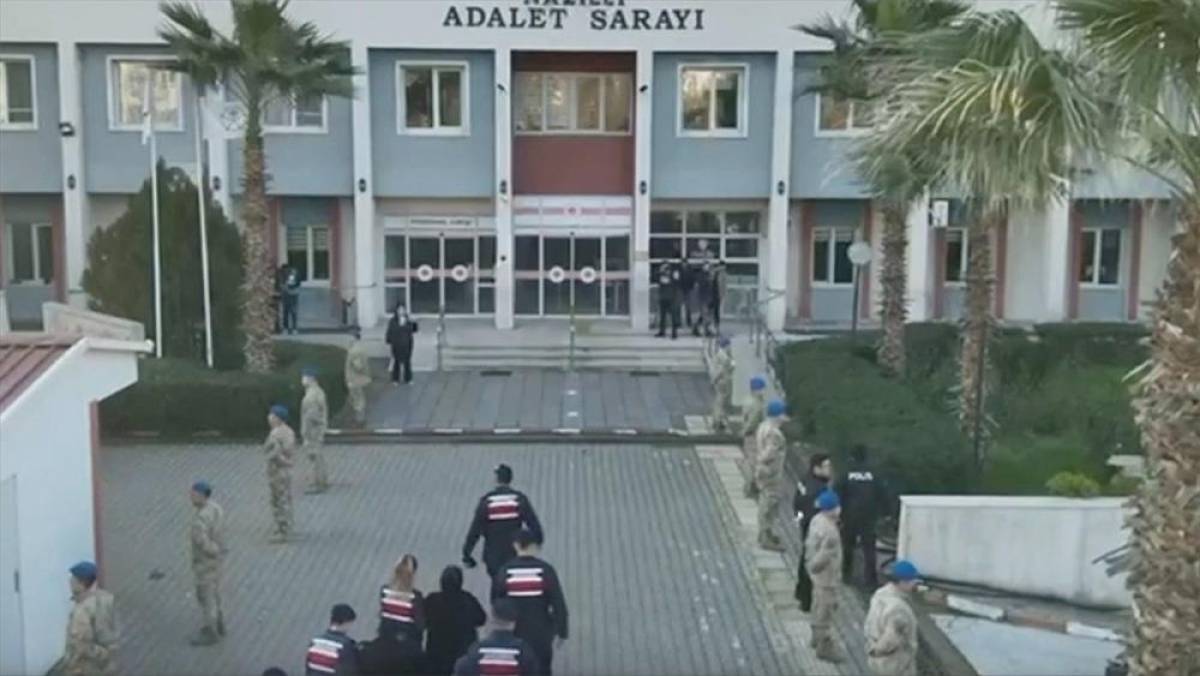 Organize su&ccedil; &ouml;rg&uuml;tlerine y&ouml;nelik operasyonlarda yakalanan 65 ş&uuml;pheliden 37'si tutuklandı