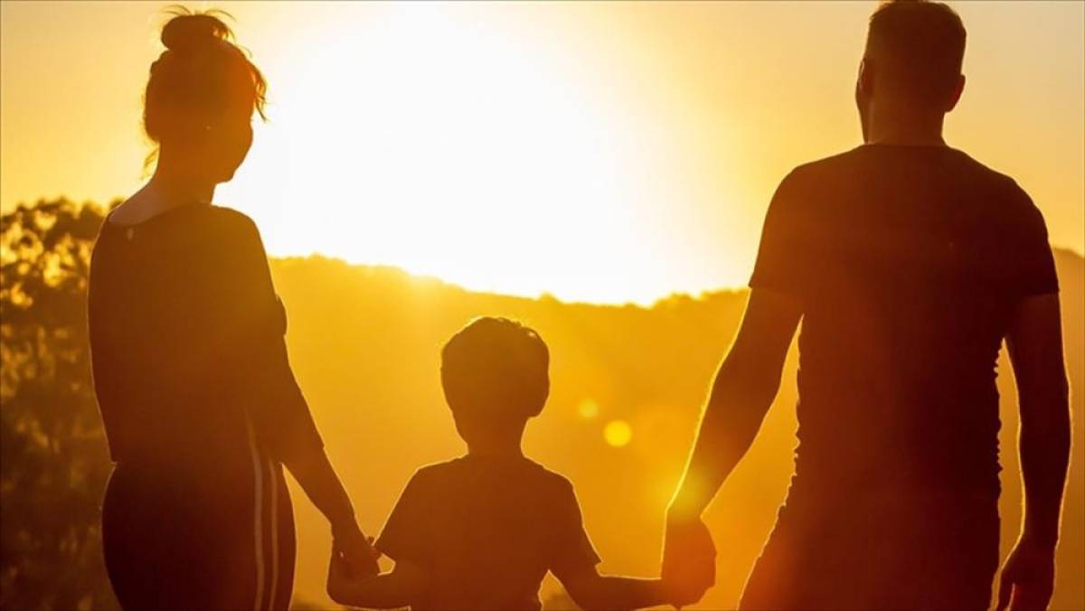 Otizmli &ccedil;ocuğu olan ailelere &uuml;cretsiz danışmanlık 16 ilde daha yaygınlaştırılacak