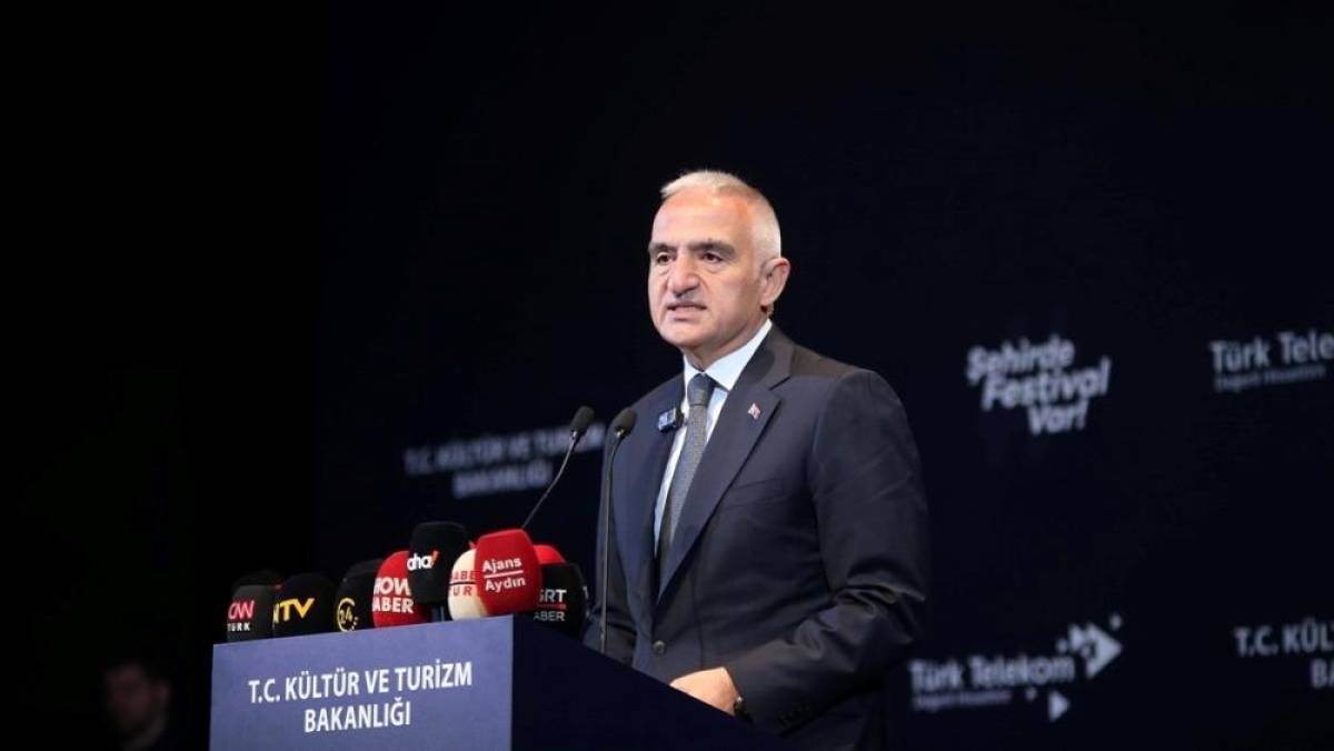 K&uuml;lt&uuml;r ve Turizm Bakanı Ersoy, Aydın K&uuml;lt&uuml;r Yolu Festivali'nin a&ccedil;ılışında konuştu