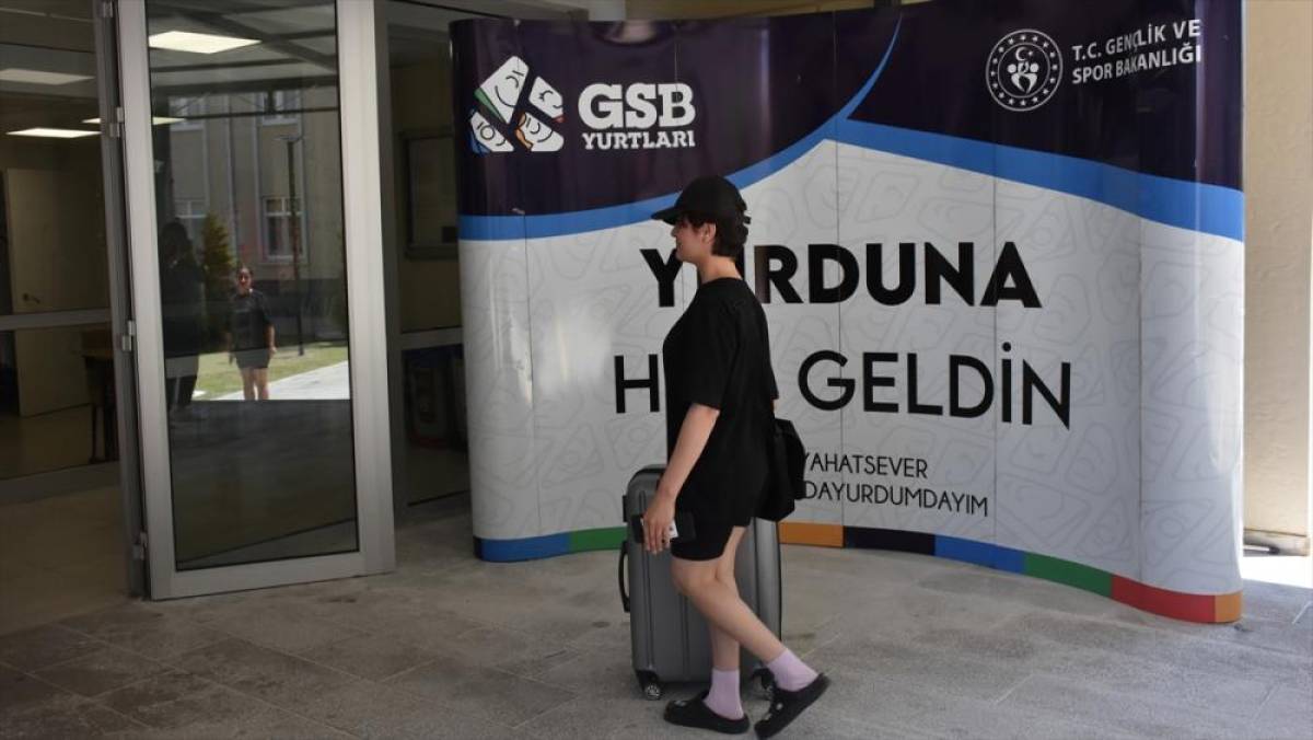 GSB yurtlarında &uuml;cretsiz konaklama imkanı sunan "Seyahatsever" projesinde başvurular başladı