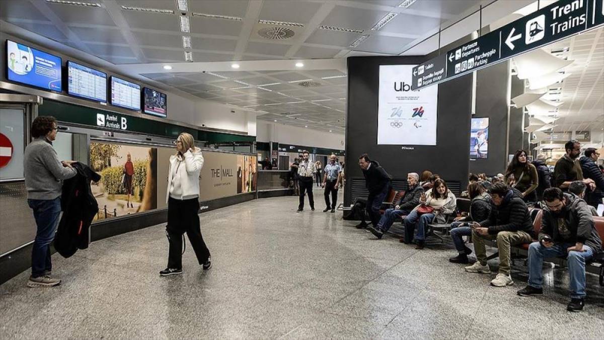 İtalya'da 4 havalimanında bazı u&ccedil;uşlar i&ccedil;in yakıt kısıtlaması yapılıyor