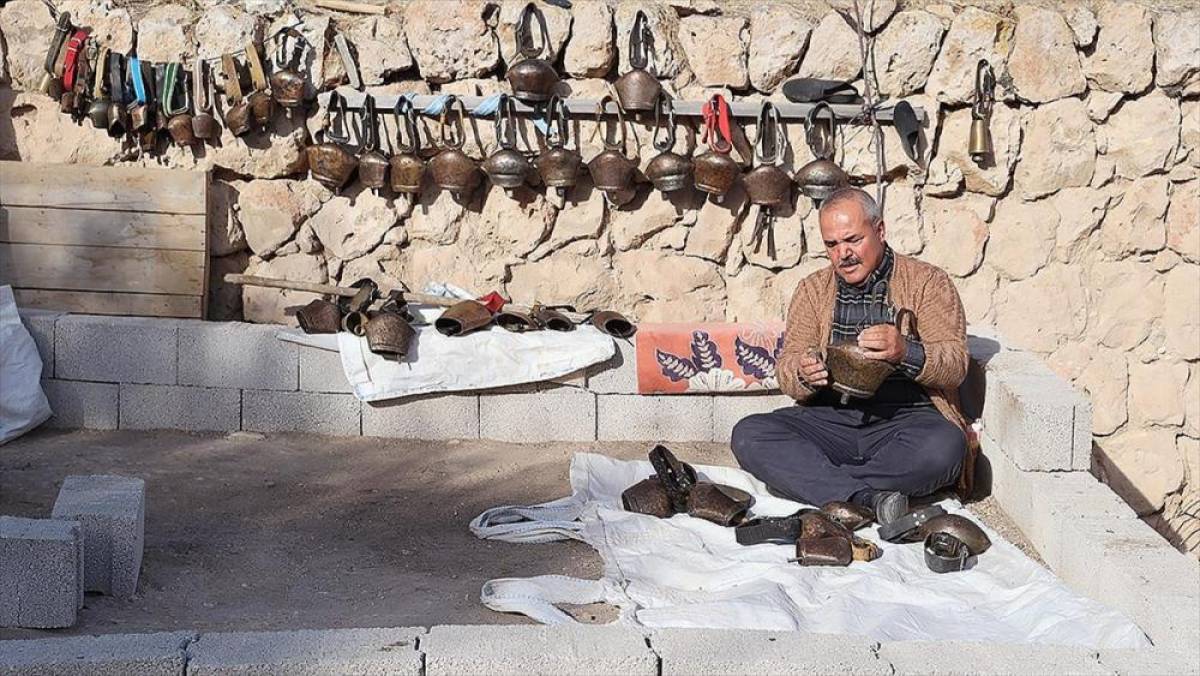 Eski çobanın sıra dışı çan koleksiyonu