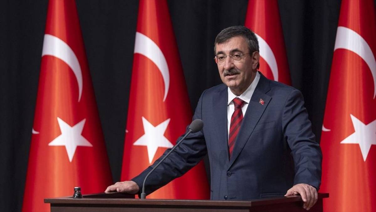 Cumhurbaşkanı Yardımcısı Yılmaz: Zayıf dış talep koşullarına rağmen ihracatımızda y&uuml;kseliş eğilimi s&uuml;rmektedir