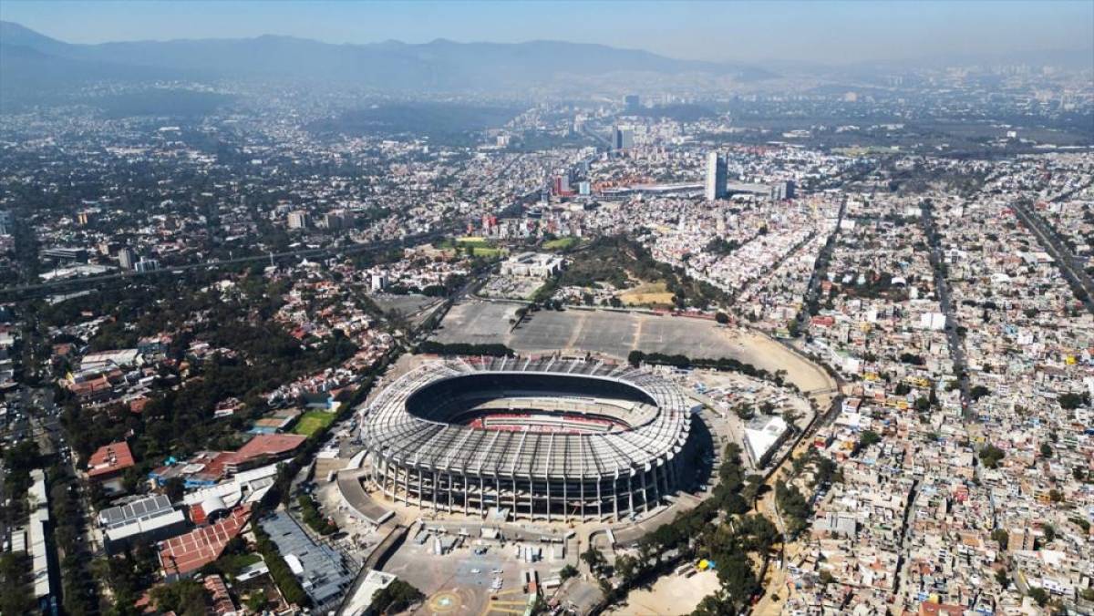 Meksikalı gazeteci, D&uuml;nya Kupası g&uuml;venlik kaygılarının yersiz ve abartılı olduğunu savunuyor