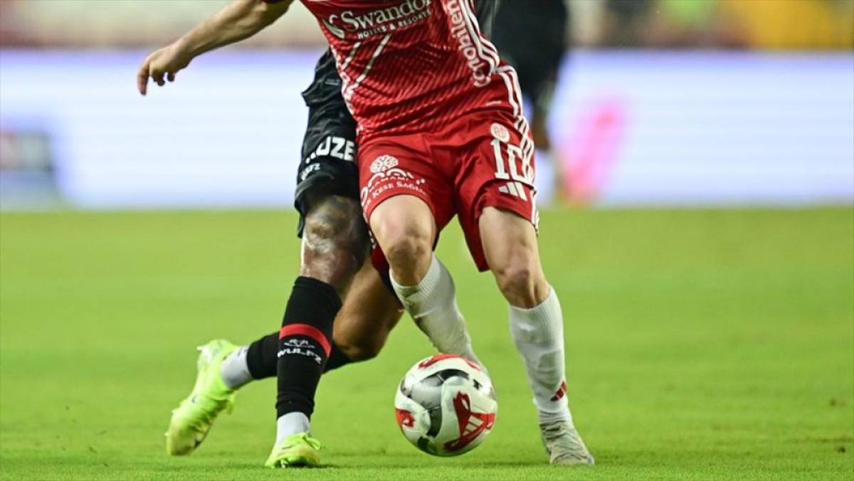 Fatih Karag&uuml;mr&uuml;k, S&uuml;per Lig'de yarın Antalyaspor'u ağırlayacak