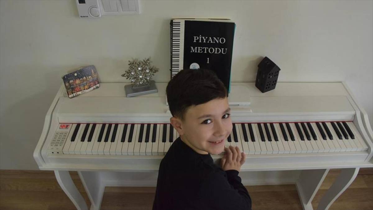 Ali Mert'in orgla başlayan tutkusu Viyana'da resitale d&ouml;nd&uuml;