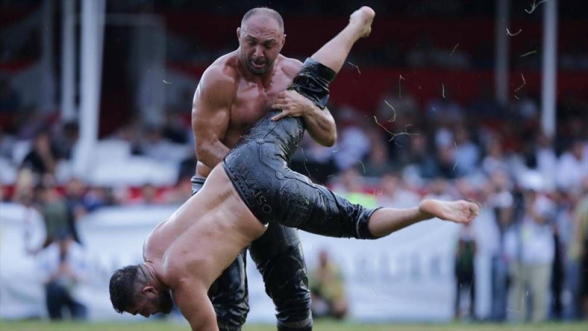 Yağlı g&uuml;reşte 2026 yılı faaliyet takvimi a&ccedil;ıklandı