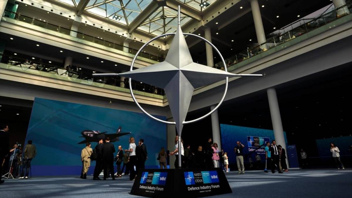 NATO &uuml;lkelerinin savunma harcamaları 1,8 trilyon doları aşacak