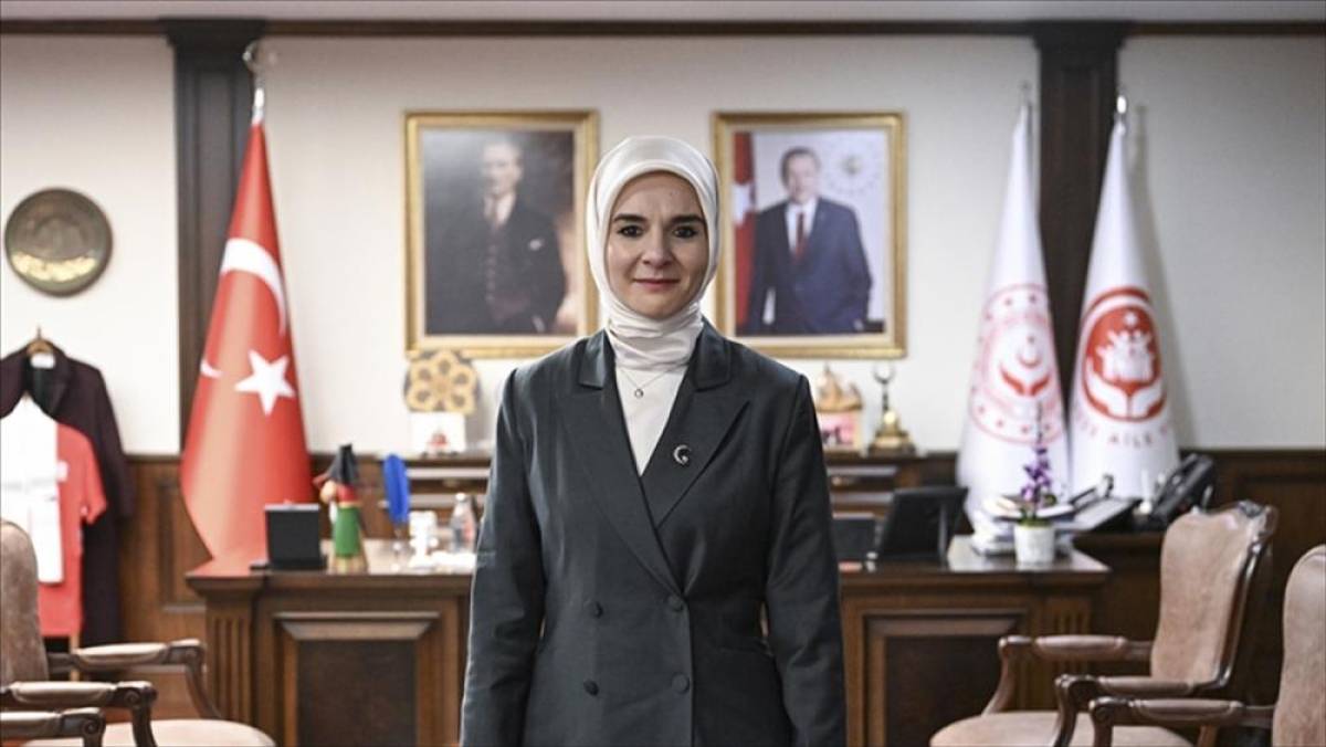 Bakan G&ouml;ktaş'tan &ccedil;ocukların sosyal medya kullanımına ilişkin paylaşım