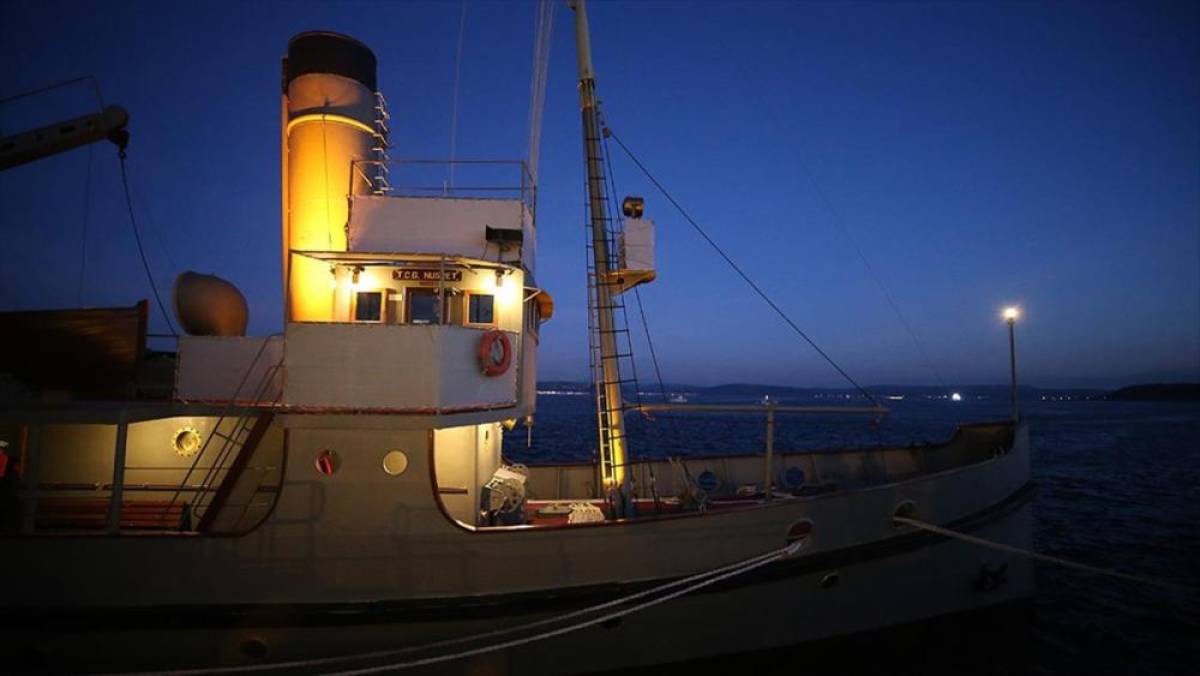 &Ccedil;anakkale Deniz Zaferi'nin mimarlarından "Nusret" 111 yıl sonra aynı rotada