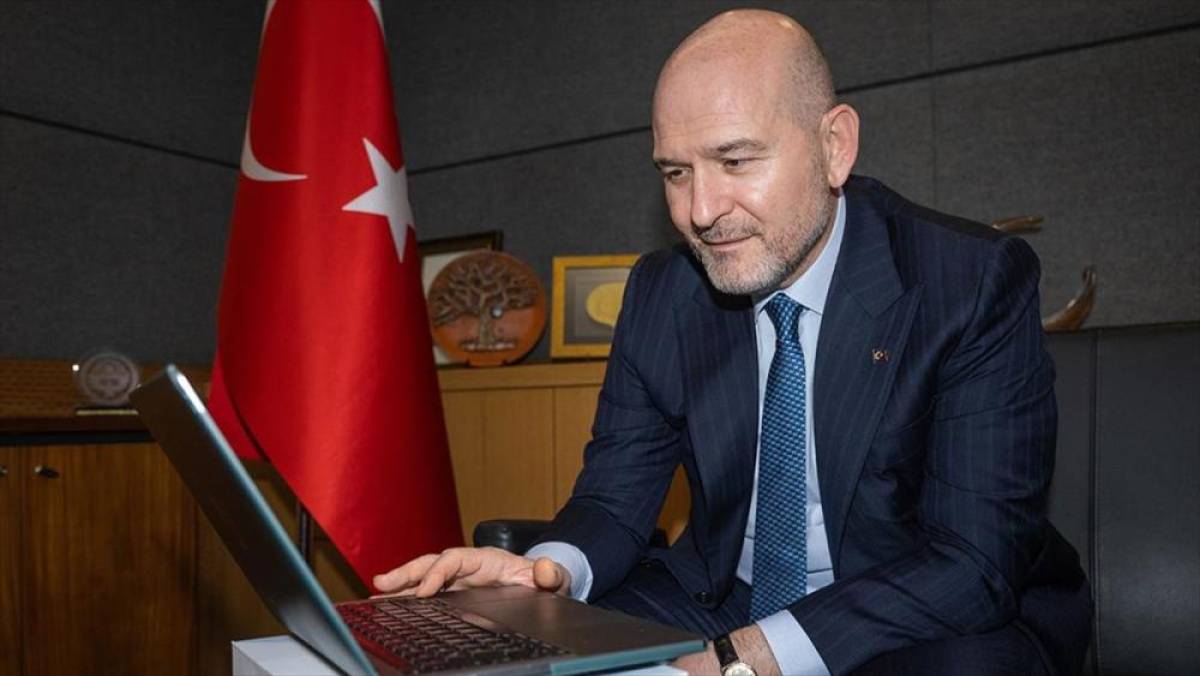 TBMM İ&ccedil;işleri Komisyonu Başkanı S&uuml;leyman Soylu, AA'nın "Yılın Kareleri" oylamasına katıldı