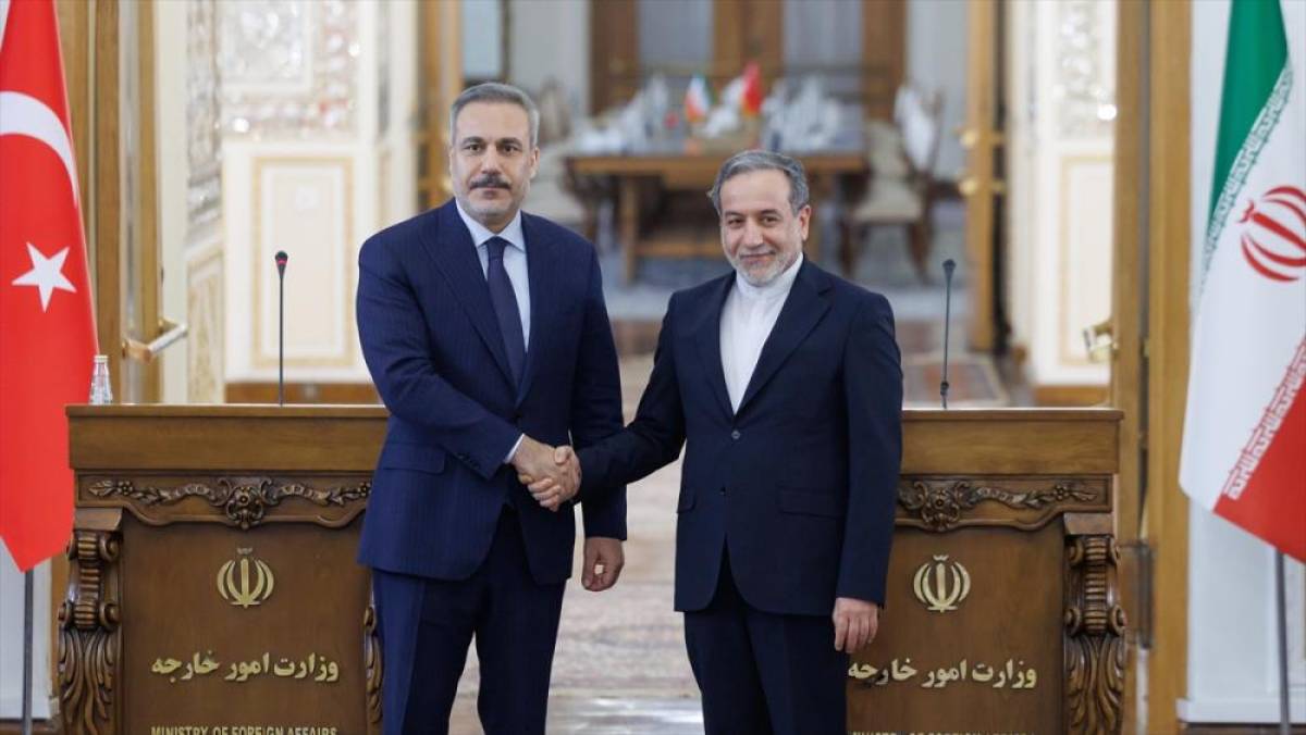 Dışişleri Bakanı Fidan, İranlı mevkidaşı Erak&ccedil;i ile telefonda g&ouml;r&uuml;şt&uuml;