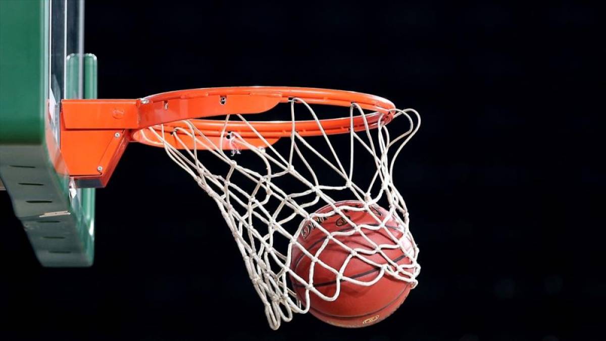 Basketbol S&uuml;per Ligi'nde ikinci finalist yarın belli olacak