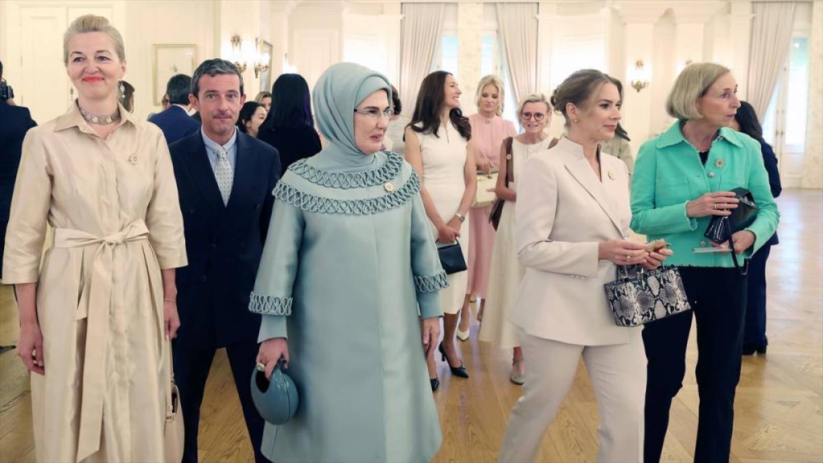 Emine Erdoğan'dan NATO 36. Devlet ve H&uuml;k&uuml;met Başkanları Zirvesi'ne ilişkin paylaşım