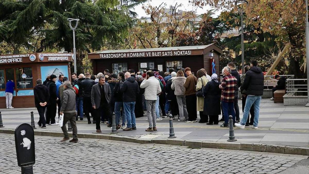 Trabzonspor-Beşiktaş maçının biletleri satışa çıktı