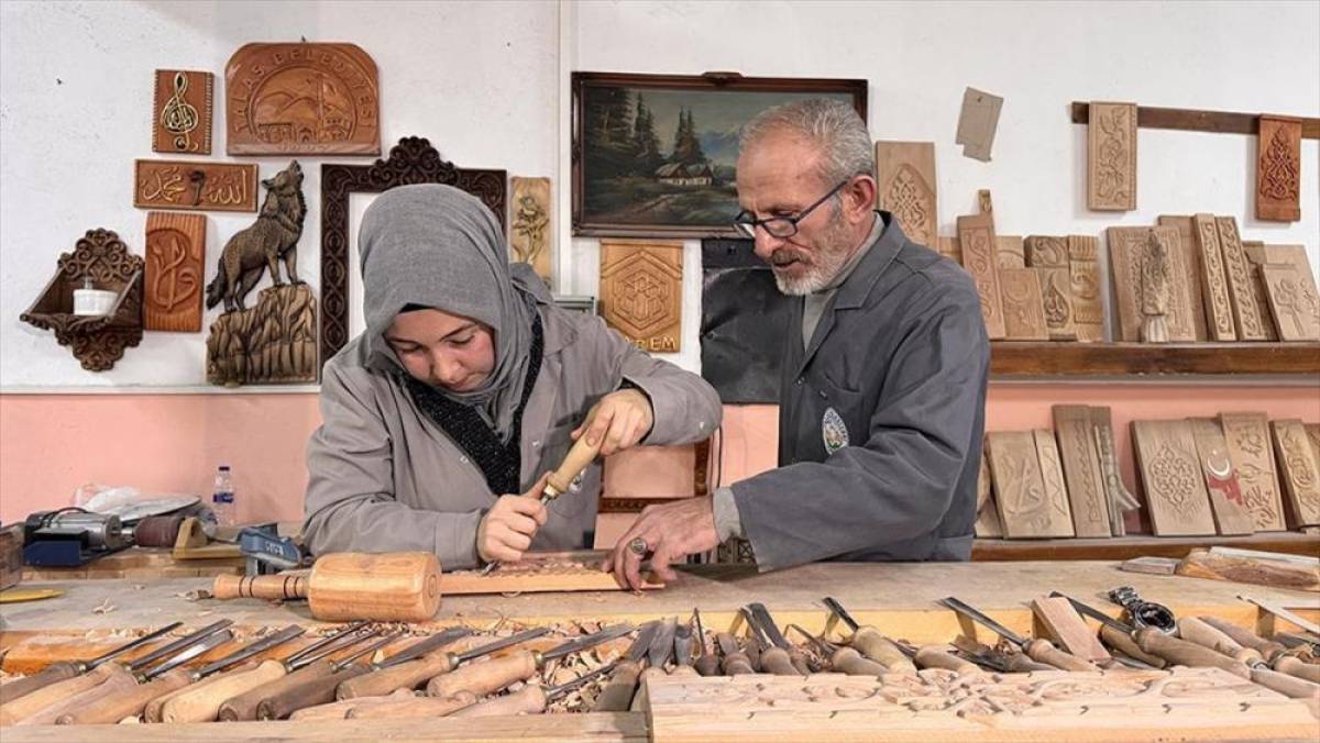 Mimar Sinan'ın memleketinde taş ve ahşap ustalığı geleceğe taşınıyor