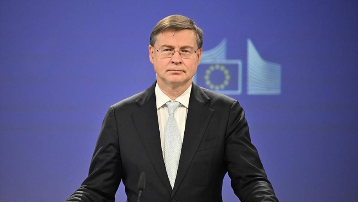 AB, ABD'den Rus petrol&uuml;ne tavan fiyat uygulamasını s&uuml;rd&uuml;rmesini istedi