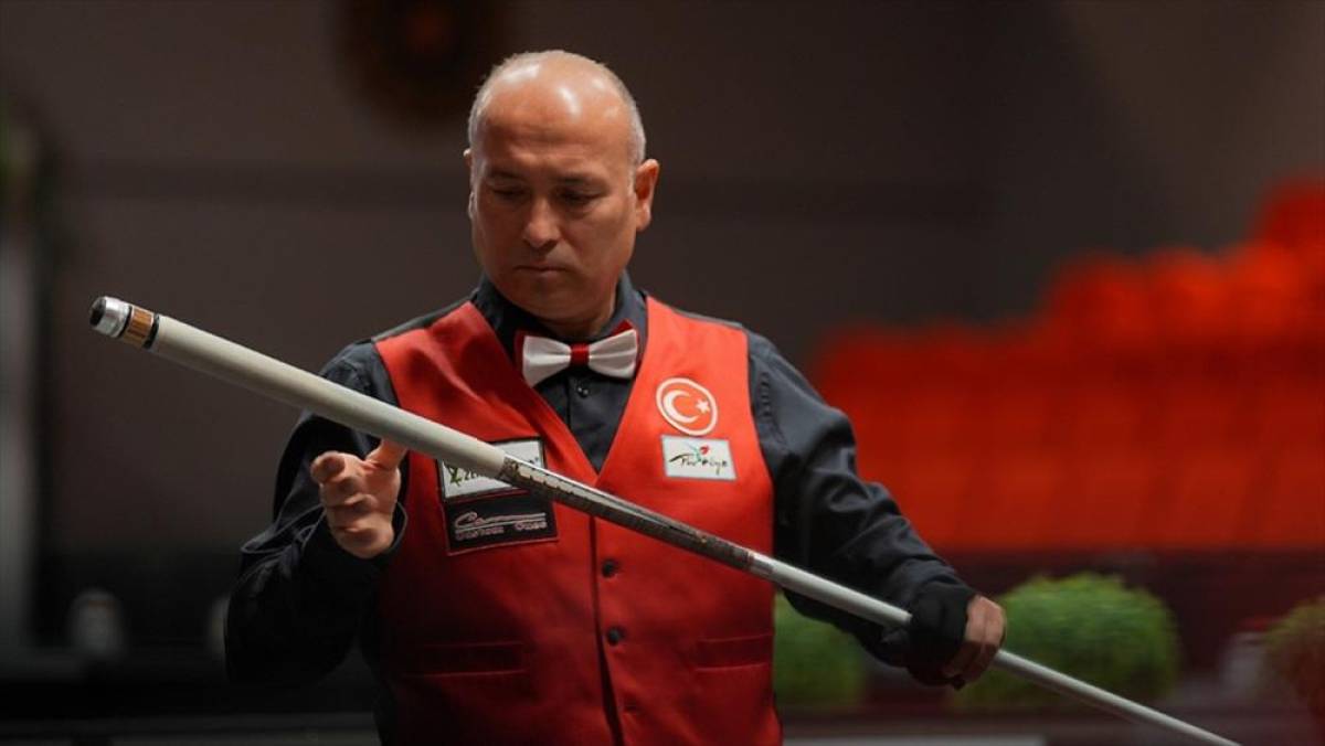 Milli sporcu Barış Cin, artistik bilardoda Avrupa şampiyonu oldu