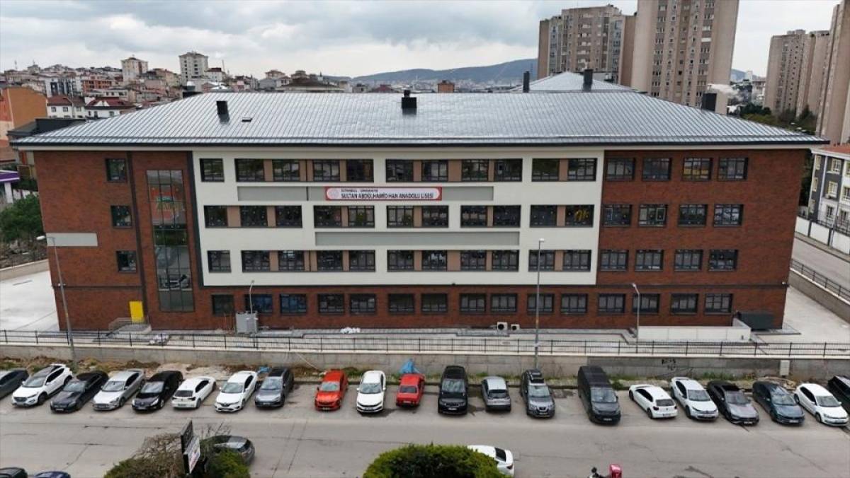 İstanbul'da yeni eğitim &ouml;ğretim yılında 83 yeni okul hizmete başlayacak