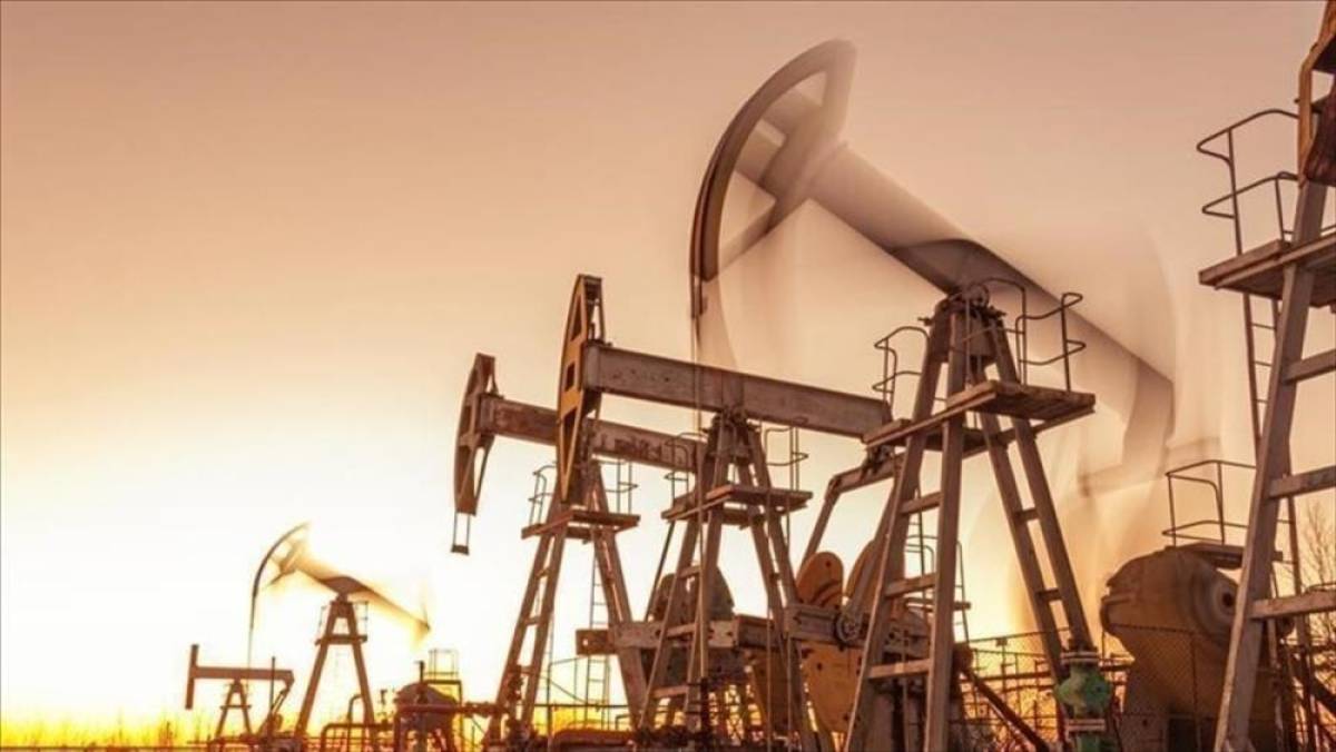 ABD, Orta Doğu'daki arz kesintileri nedeniyle petrol fiyatı tahminlerini y&uuml;kseltti