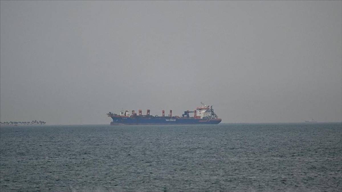 H&uuml;rm&uuml;z Boğazı krizi, petrol piyasalarında g&ouml;r&uuml;len en b&uuml;y&uuml;k arz şokunu tetikliyor