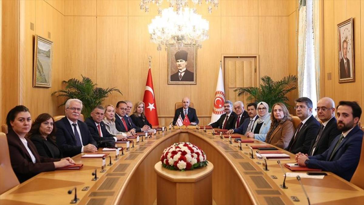 TBMM Başkanı Kurtulmuş, KKTC-T&uuml;rkiye Parlamentolar Arası Dostluk Grubu Başkanı Canaltay'ı kabul etti