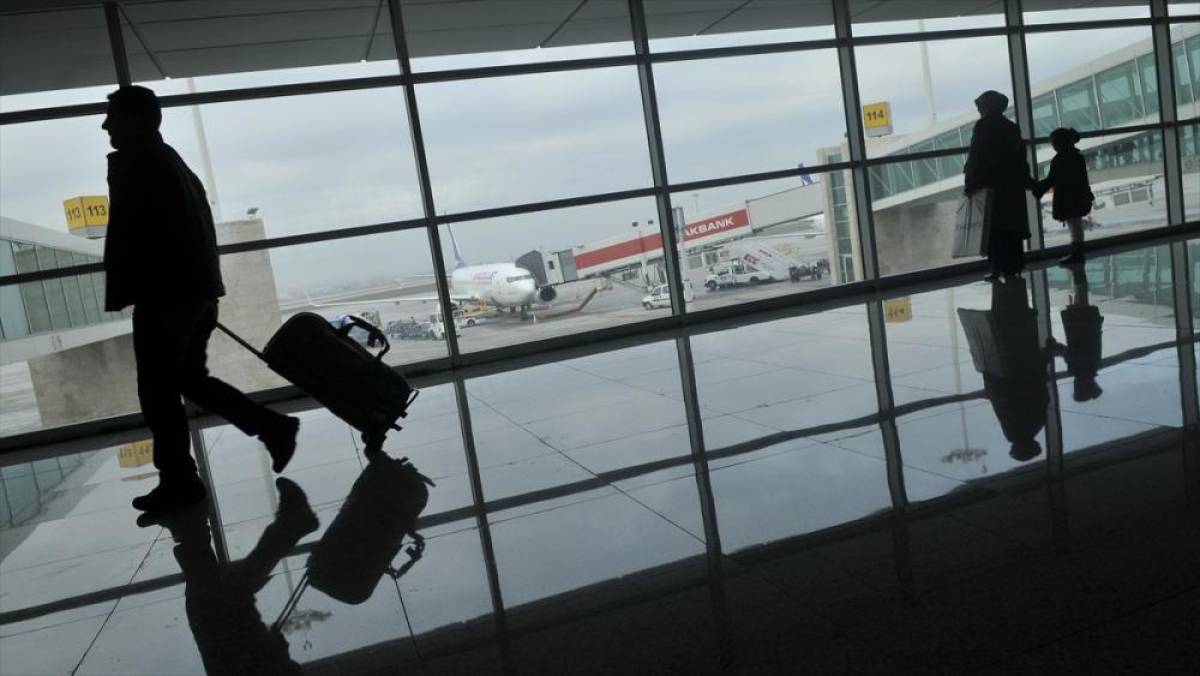 S&uuml;rekli yolculuk arzusu anlamına gelen "seyahat kaşıntısı" duyan kişiler, bir gezi bitmeden diğerini planlıyor