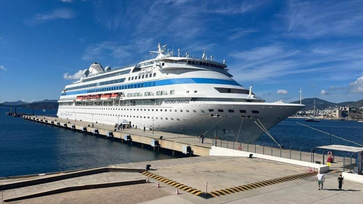 Kruvaziyer yolcu sayısı 2025'te son 12 yılın en y&uuml;ksek seviyesine ulaştı