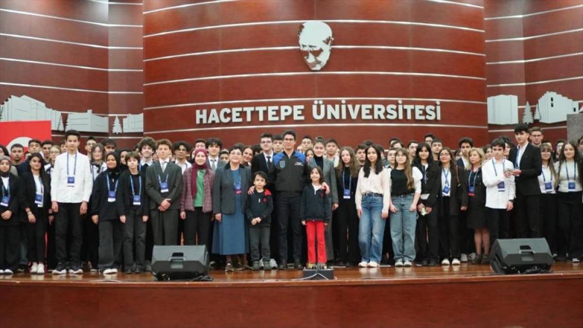 T&Uuml;BİTAK 2204-A Ankara B&ouml;lge Sergisi bug&uuml;n sona erecek