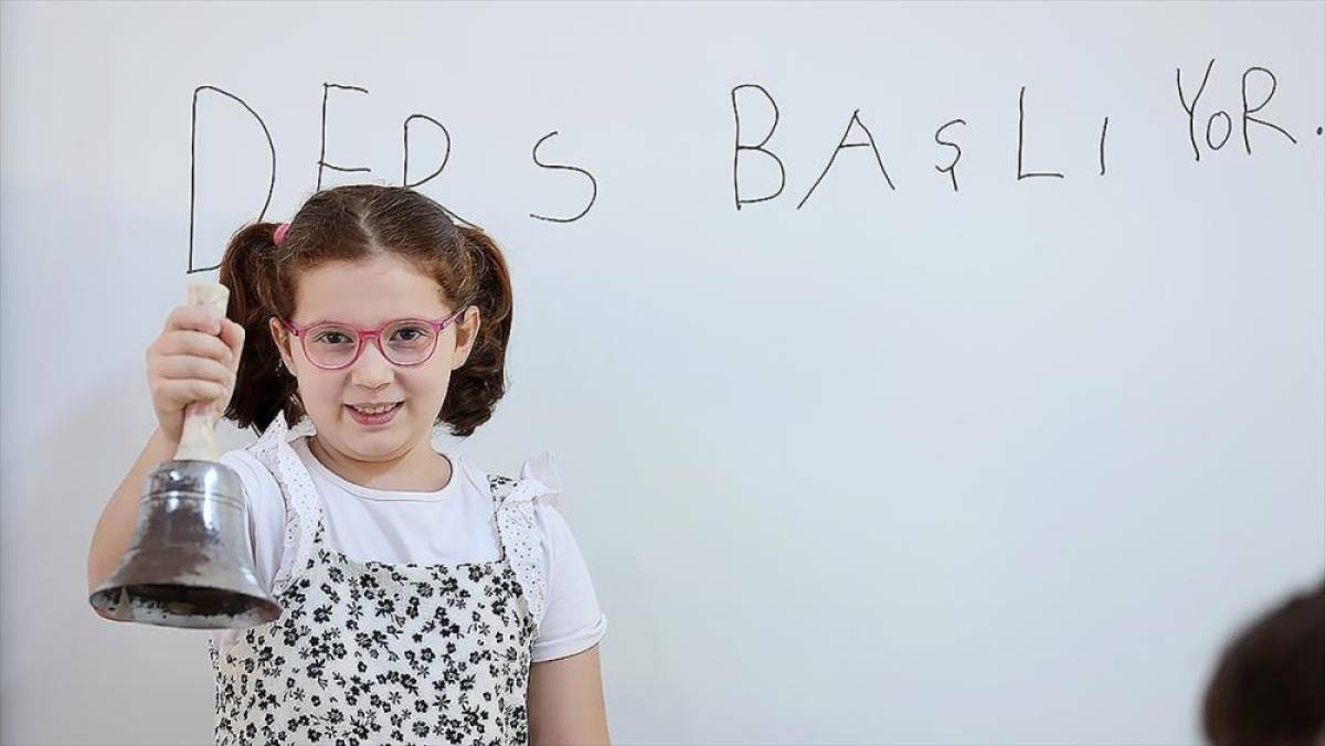 Yeni eğitim &ouml;ğretim yılının ilk ders zili yarın &ccedil;alacak