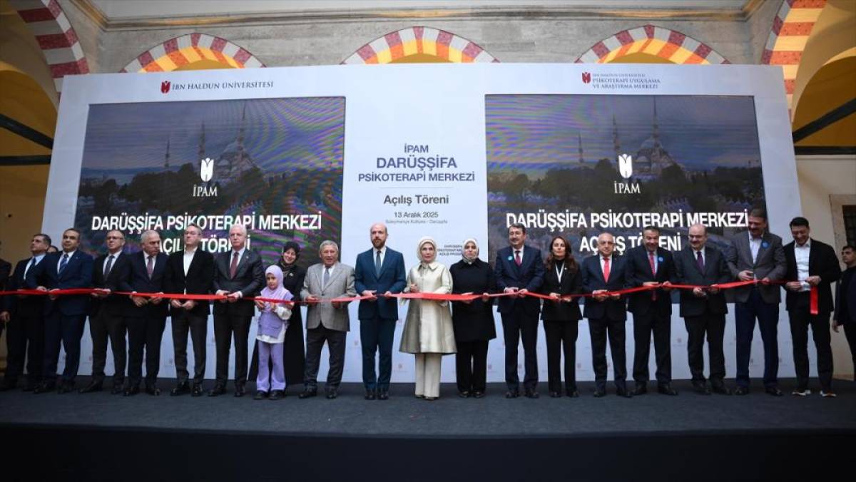 İbn Haldun &Uuml;niversitesi "Dar&uuml;şşifa Psikoterapi Merkezi" t&ouml;renle a&ccedil;ıldı