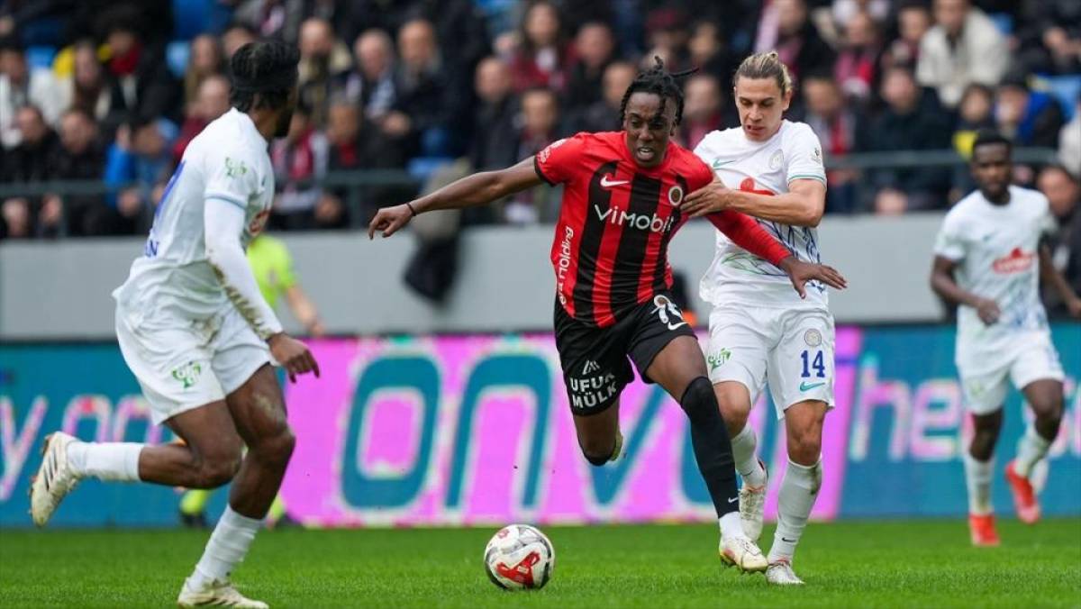 Trendyol S&uuml;per Lig'de Gen&ccedil;lerbirliği ile &Ccedil;aykur Rizespor 2-2 berabere kaldı