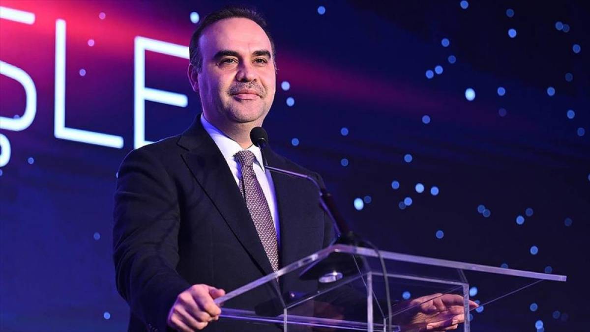 Sanayi ve Teknoloji Bakanı Kacır: Kendi imkanlarımızla tam bağımsız, g&uuml;&ccedil;l&uuml; T&uuml;rkiye'yi inşa etmeye devam edeceğiz