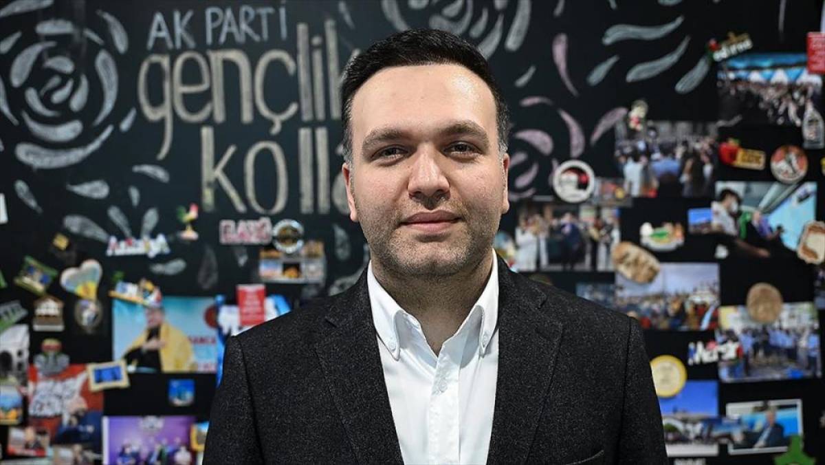 AK Parti Gen&ccedil;lik Kolları Başkanı İbiş'ten CHP'li Başarır'ın "Boğazi&ccedil;i" iddiasına yanıt