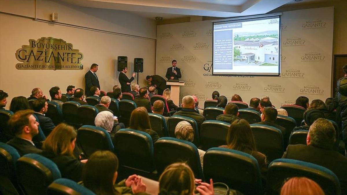 TBMM Su&ccedil;a S&uuml;r&uuml;klenen &Ccedil;ocuklara İlişkin Araştırma Komisyonu, Gaziantep'teki &ccedil;alışmalarını tamamladı