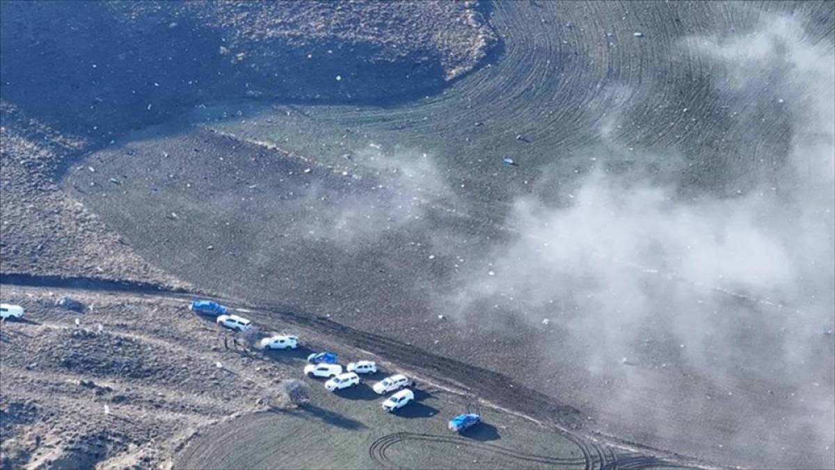 Libya askeri heyetini taşırken d&uuml;şen u&ccedil;ağa ilişkin soruşturma s&uuml;r&uuml;yor