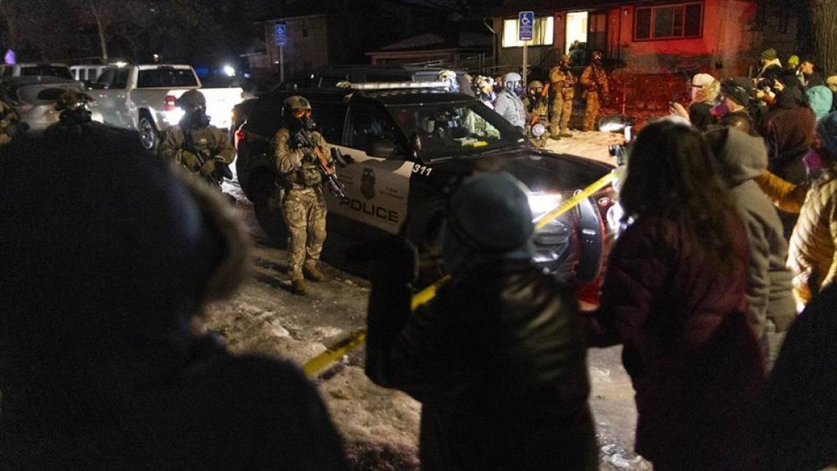 ABD'nin Minnesota eyaletinde yetkililerin g&ouml;zaltına almaya &ccedil;alıştığı Venezuelalı g&ouml;&ccedil;men vuruldu