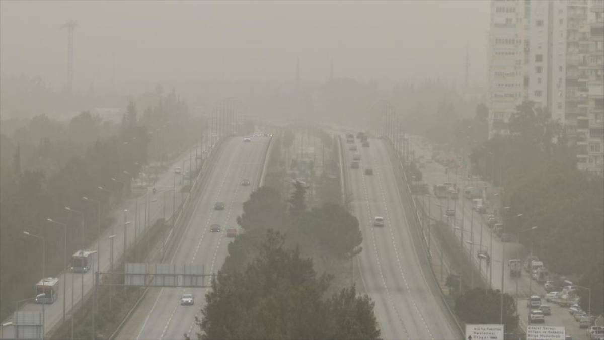 Yurdun b&uuml;y&uuml;k b&ouml;l&uuml;m&uuml; i&ccedil;in toz taşınımı uyarısı