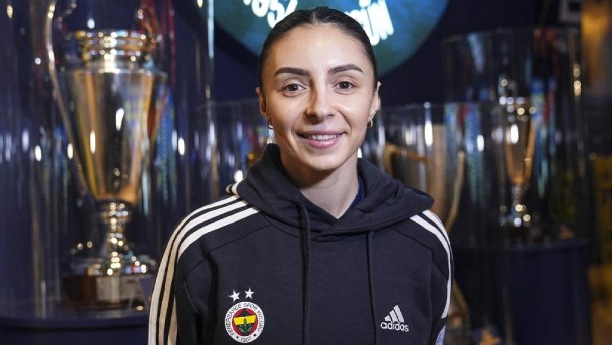 Fenerbah&ccedil;e Opetli basketbolcu Alperi Onar, Avrupa Ligi'nde şampiyonluk i&ccedil;in iddialı