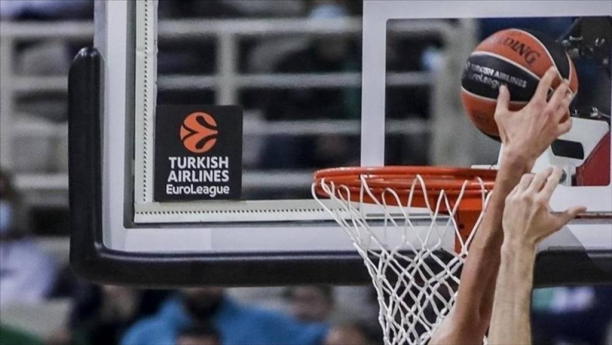 EuroLeague'den "maaş b&uuml;t&ccedil;esini aşan" Anadolu Efes'e para cezası