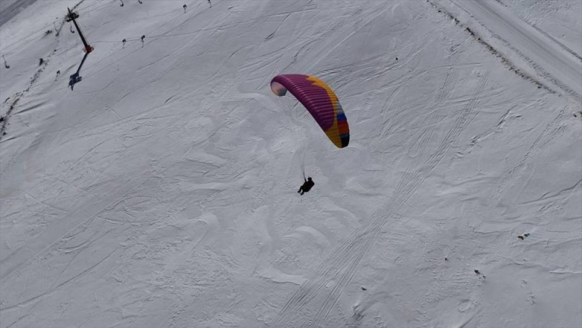 Davraz Kayak Merkezi yama&ccedil; paraş&uuml;t&uuml; tutkunlarını da ağırlıyor