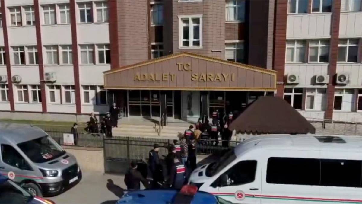 8 ilde 10 ayrı organize su&ccedil; &ouml;rg&uuml;t&uuml;ne y&ouml;nelik operasyonlarda 73 ş&uuml;pheli yakalandı