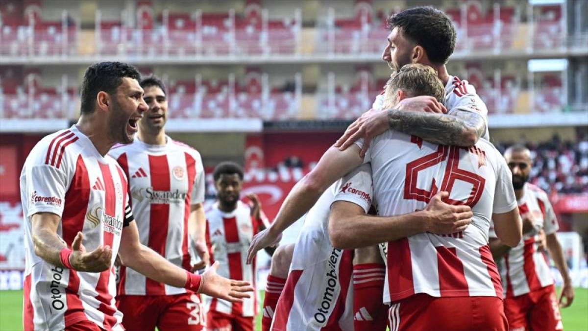Antalyaspor, S&uuml;per Lig'de yarın Konyaspor'u konuk edecek