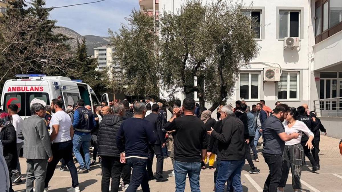 Şanlıurfa ve Kahramanmaraş'taki okul saldırılarına ilişkin 83 kişi hakkında g&ouml;zaltı kararı verildi