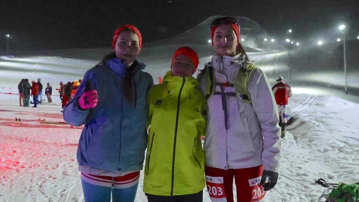 Dağ kayağında T&uuml;rkiye'ye ilki yaşatan kadın sporcular, yeni başarılara odaklandı