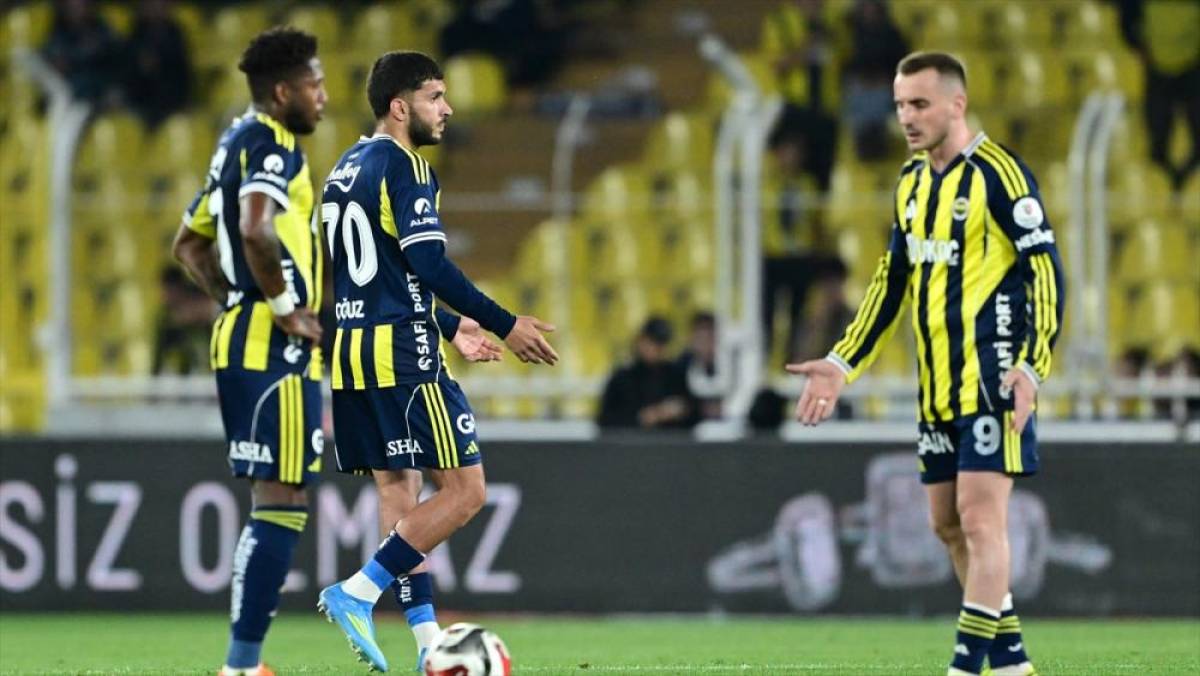 Fenerbah&ccedil;e, sezonu puan kaybıyla tamamladı