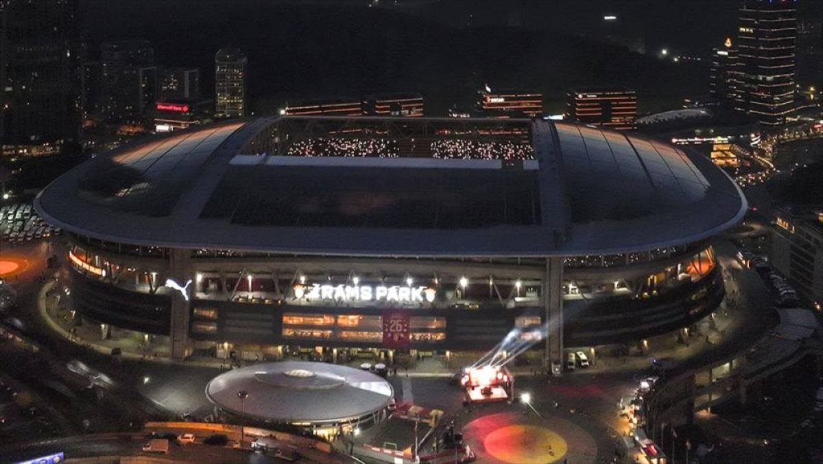 2027 İspanya S&uuml;per Kupası'nın oynanacağı İstanbul'daki statlar belli oldu